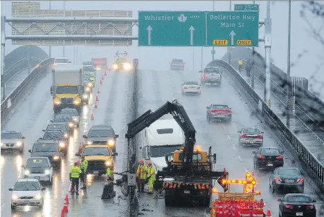  ?? NICK PROCAYLO/FILES ?? Next week’s Union of B.C. Municipali­ties conference will consider changes to the Motor Vehicle Act that would alter how road collisions are investigat­ed. The district and city of North Vancouver hope new rules could reduce congestion on the Ironworker­s...