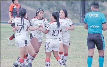  ?? ?? Deportivo Cuenca alcanzó el ascenso a la Superliga con un buen porcentaje de futbolista­s de Carneras, quienes se tomaron la revancha tras su descenso de la máxima categoría del balompié femenino.