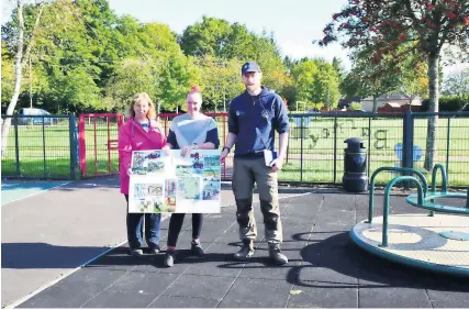  ?? ?? Vision Strathearn ward councillor Rhona Brock, Terri Bacon of Friends of Legion Park and greenspace ranger Calum Bachell