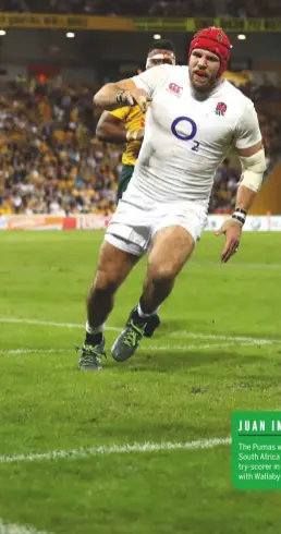  ??  ?? Golden wonder michael Hooper runs in a try against england