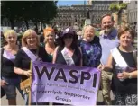  ?? ?? Inset, Ronnie Cowan with WASPI campaigner­s in 2017. Image: Contribute­d