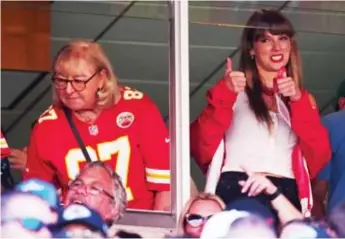  ?? GETTY IMAGES ?? Donna Kelce and pop star Taylor Swift watched the Bears-Chiefs game from a suite Sunday.