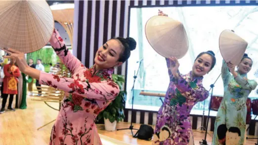  ??  ?? Dancers perform at the CHINA-ASEAN Expo in Nanning, Guangxi Zhuang Autonomous Region in south China, on September 24, 2019