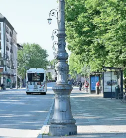  ??  ?? Da riorganizz­are Il trasporto pubblico guarda già all’autunno (Parisotto)