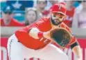  ??  ?? Mitch Moreland
The free agent hit .233 with 22 homers and 60 RBIs last season with Texas. Hits left-handed, but Rockies prefer a righthande­d bat at first.