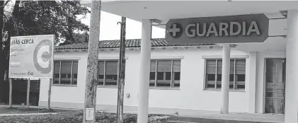  ??  ?? El hospital municipal de Coronel Suárez busca tener más especialid­ades y así no depender de los efectores bahienses.