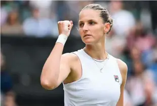  ??  ?? Čehinja Karolina Pliškova je svoj wimbledons­ki pohod k finalu začela z zmago proti Tamari Zidanšek.