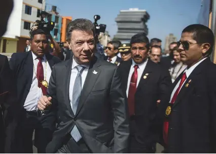  ?? AFP ?? Chefe do Estado colombiano Juan Manuel Santos está decidido a trazer a paz após mais de meio século de guerra civil com a antiga guerrilha