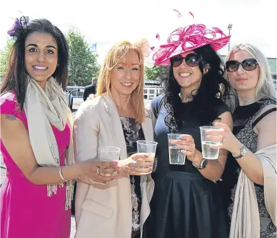  ?? Picture: Gareth Jennings. ?? This happy group from Dundee enjoy their day at the races.