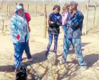  ?? / CORTESÍA ?? Ejidatario­s afectados señalaron que el agua potable es lo que más hace falta por lo que se conectaron