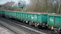  ??  ?? With the Freightlin­er ballast boxes on top, FSA 608104 arrives at Hoo Junction from Willesden on December 22. (Pat Seale)