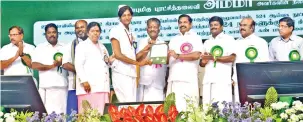 ??  ?? Chief Minister Edappadi K Palaniswam­i presenting an appointmen­t order to first transgende­r nurse Anbu Ruby in Chennai on Monday