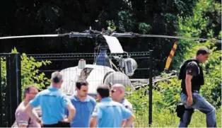  ?? AFP/AP ?? Die Polizei fand den Helikopter 60 Kilometer vom Gefängnis entfernt.