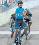  ?? FOTO: AP ?? Landa celebra su victoria en Tirreno