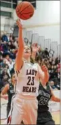  ?? SAM STEWART - DFM ?? Boyertown’s Abby Kapp floats a shot over the Methacton defense during the first half.