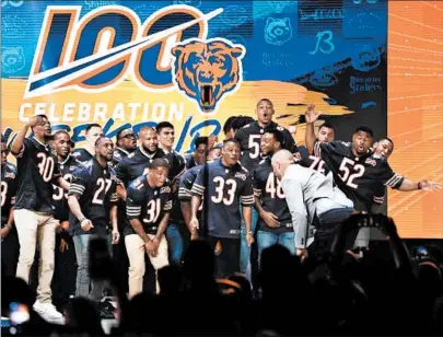  ?? CHRIS SWEDA/CHICAGO TRIBUNE ?? Expectatio­ns were sky-high when coach Matt Nagy gets his 2019 defense excited on stage during the Bears100 Celebratio­n Weekend.