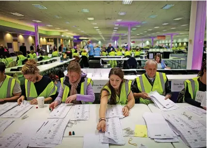  ?? ?? Counting begins for the election of the first Bristol Mayor at UWE in November 2012