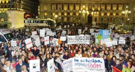  ?? Foto: Kote Rodrigo, dpa ?? Schon in den vergangene­n Jahren hatte es zahlreiche Demonstrat­ionen von Frauen in Spanien (hier in Madrid) gegeben.