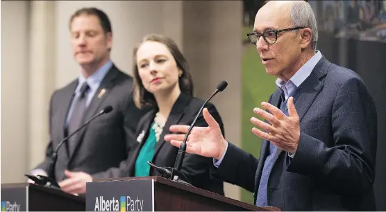 ?? GREG SOUTHAM ?? The Alberta Party’s three leadership hopefuls — from left, Rick Fraser, Kara Levis and Stephen Mandel — faced off in their first debate Wednesday night, in a sold-out Lister Conference Centre at the University of Alberta, giving about 300 supporters...