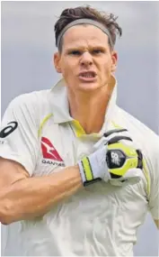  ?? AFP ?? Steve Smith scored 43% of his team’s firstinnin­gs total.