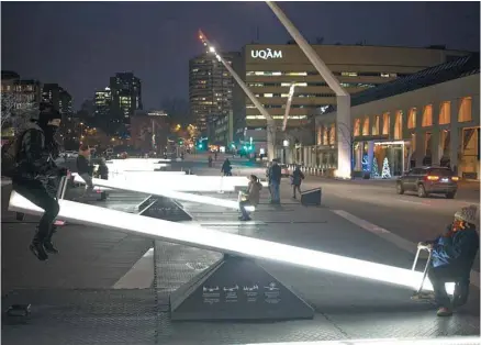  ?? PEDRO RUIZ LE DEVOIR ?? Impulsion est l’oeuvre emblème de l’événement Luminothér­apie, présenté en hiver sur la place des Festivals, à Montréal.