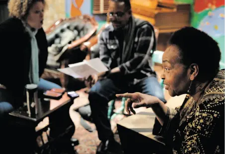  ?? Carlos Avila Gonzalez / The Chronicle ?? Linda Tillery (right), a Bay Area singer and musician for 50 years, discusses a song with Tammi Brown (off camera) during rehearsal for the Linda Tillery and Cultural Heritage Choir at the Montclair Women’s Cultural Arts Club in Oakland.