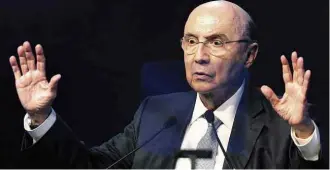  ?? Paulo Whitaker - 2.out.2017/Reuters ?? Ministro da Fazenda Henrique Meirelles durante abertura da Futurecom, em São Paulo