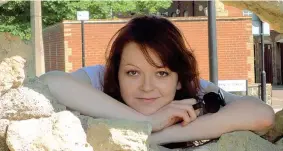  ??  ?? Dissidente Yulia Skripal, dopo la laurea a Mosca, si trasferì a Londra per lavorare alla Nike. Su Facebook critica Putin