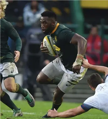 ?? PHANDO JIKELO/AFRICAN NEWS AGENCY/ANA ?? MAKING HIS PRESENCE FELT: Springbok and Stormers captain Siya Kolisi played all three Tests against England, and now flies to Argentina.