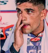  ?? ?? Mondiale sudato Jorge Martin, 25 anni e (in basso) Francesco Bagnaia, 26