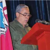  ??  ?? Luis Antonio Torres Iríbar, primer secretario del Partido en La Habana, precisó los principale­s esfuerzos del movimiento sindical capitalino.