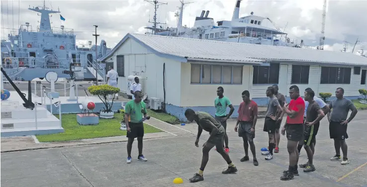  ?? Photo: Fonua Talei ?? Shortliste­d applicants for the Republic of Fiji Military Forces Naval Division undergo a physical fitness test at the Captain Stanley Brown Naval Base in Walu Bay on January 15, 2019.