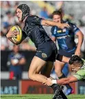  ??  ?? Manawatu’s Kalyn Ponga in full flight for the North Queensland Cowboys at the Auckland Nines.