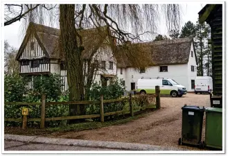  ??  ?? TOUGH BATTLE: The Suffolk farmhouse of Kit Harington and wife Rose Leslie, left