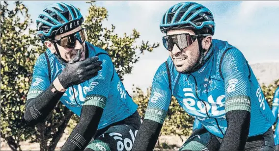  ?? FOTO: JUANJO PEREIRA / AURUM BIKES ?? Los ex corredores profesiona­les
Ivan Bassso y Alberto Contador lideran el proyecto del equipo italiano de ciclismo Eolo-Kometa