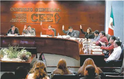  ?? ROBERTO ALANÍS ?? El organismo electoral señaló que hasta ahora 7 aspirantes independie­ntes han desistido.