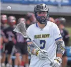  ?? WILLIAM BRETZGER/DELAWARE NEWS JOURNAL ?? Delaware’s Tye Kurtz passes in the first half of the Blue Hens’ 17-7 win against Fairfield on April 8.