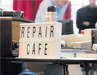  ?? BILD: Archiv ?? Reparieren statt wegwerfen – das ist das Motto der Repair-Cafés.