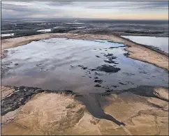  ??  ?? PHOTO© EDWARD BURTYNSKY, COURTESY METIVIER GALLERY, TORONTO PAUL KUHN GALLERY, CALGARY / AUDAIN MUSEUM, WHISTLER