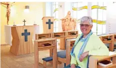  ??  ?? Im Souterrain gibt es eine christlich­e Kapelle. Annette Scheufens mit anderen Mitglieder­n des Opus Dei hier regelmäßig Heilige Messen.