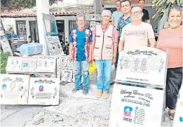  ?? ?? Los conocidos marmoleros o fabricante­s de lápidas pasan momentos difíciles porque al igual que los floristero­s no les están llegando clientes. / Foto Orlando Carvajal