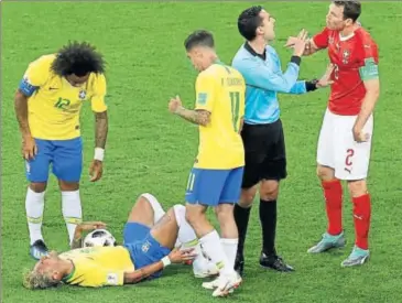  ?? AP ?? Brazil's Neymar was the target of frequent fouls by the Swiss players, which hurt their attempts to create attacks regularly.