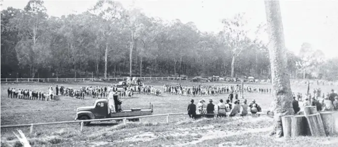  ?? Picture: Gold Coast Local Studies Library ?? Victory Day celebratio­ns at Nerang Showground on August 15, 1945.