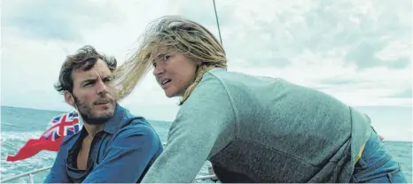  ?? FOTO: TOBIS ?? Richard Sharp (Sam Claflin) und Tami Oldham (Shailene Woodley) geraten in einen Hurrikan – und schnell an ihre Grenzen.