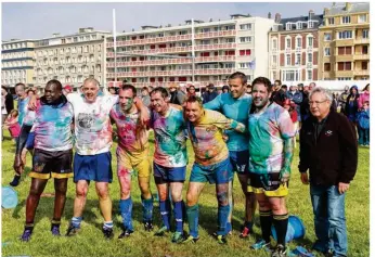  ??  ?? La conviviali­té reste la priorité des organisate­urs du 22e Tournoi des Papys (photo d’archives).