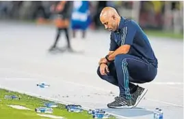  ?? AP ?? JAVIER MASCHERANO. “Está claro que el que falló fui yo”, afirmó el entrenador.