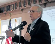  ?? ALLAN BENNER/POSTMEDIA NETWORK ?? Internatio­nal Joint Commission Canadian Chair Gordon Walker, addresses more than 100 people who attended a public meeting on the Great Lakes in St. Catharines, on Wednesday.