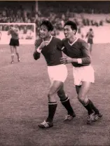  ?? GALIMBERTI ?? La beffa di Middlesbro­ugh
All’ Ayresome Park di Middlesbro­ugh, in Inghilterr­a, il 19 luglio 1966 la Corea del Nord sconfigge l’Italia del c.t. Edmondo Fabbri per 1-0 con gol di Pak Doo-ik al 41’ del primo tempo, superando Ricky Albertosi in porta. Non riescono a ribaltare il risultato i vari Bulgarelli, Mazzola, Rivera, Barison. Italia eliminata