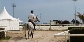  ?? (Photo d’illustrati­on Éric Ottino) ?? Le  octobre , Kevin Thornton a tué son cheval, Flogas, en le poussant audelà de ses limites, en le cravachant et en le talonnant alors qu’il montrait des signes évidents de fatigue.