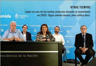  ??  ?? OTROS TIEMPOS López en uno de los tantos anuncios durante la cuarentena en 2020. Sigue siendo asesor, pero critica duro.